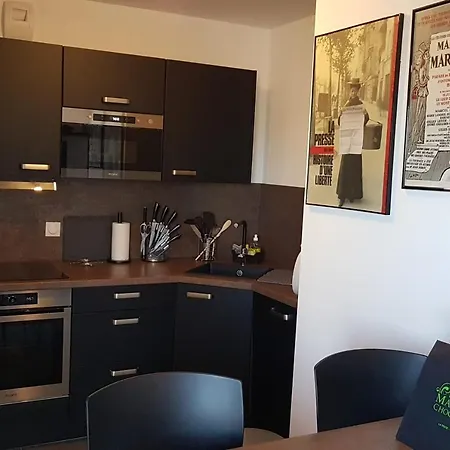 Designed Well Decorated Apt In De Buch Apartment