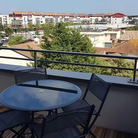 Apartment Designed Well Decorated Apt In De Buch *