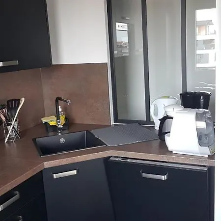 Designed Well Decorated Apt In De Buch Apartment *